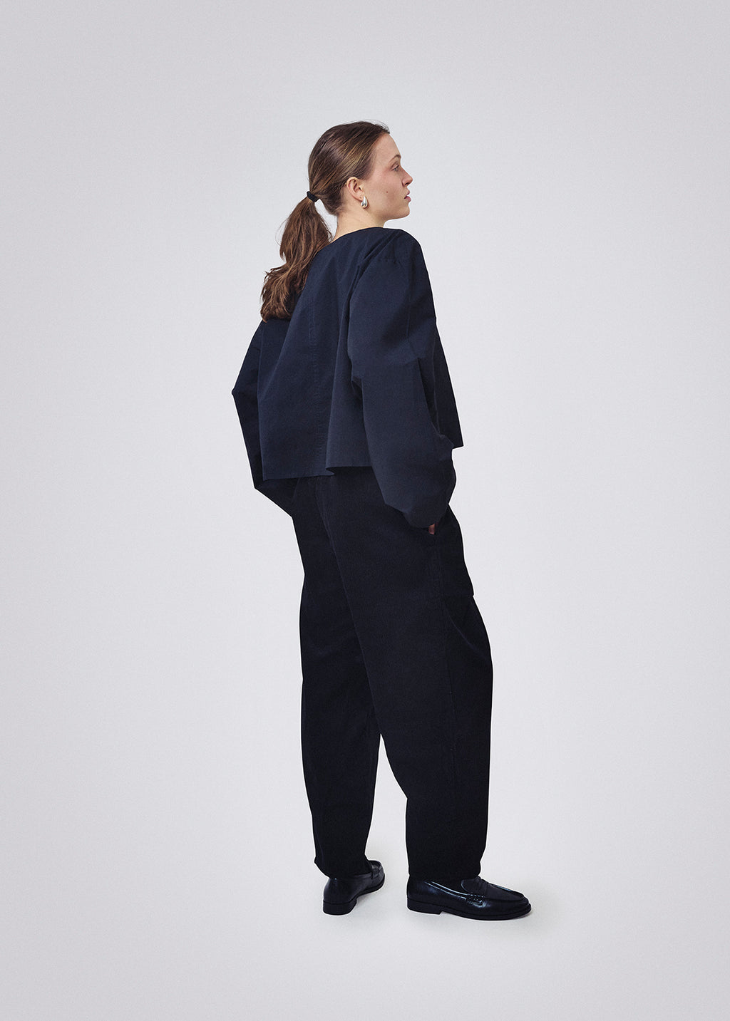 Corduroy barrel pants black